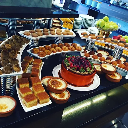 Pasa Garden Hotel 4*